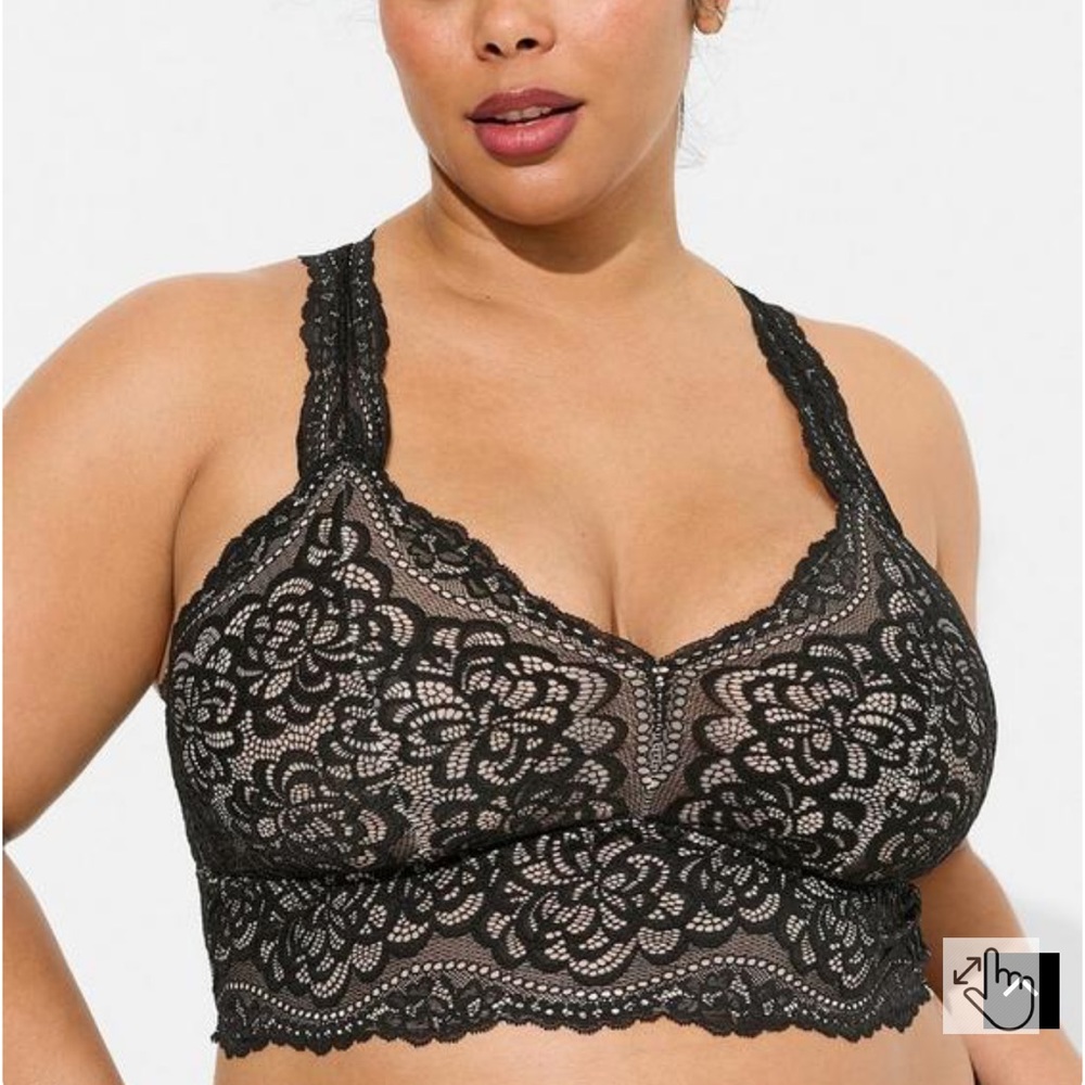 Nwt Torrid size 0 unlined lace racerback bralette in black and nude